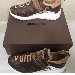 Meet your Posher, Louis